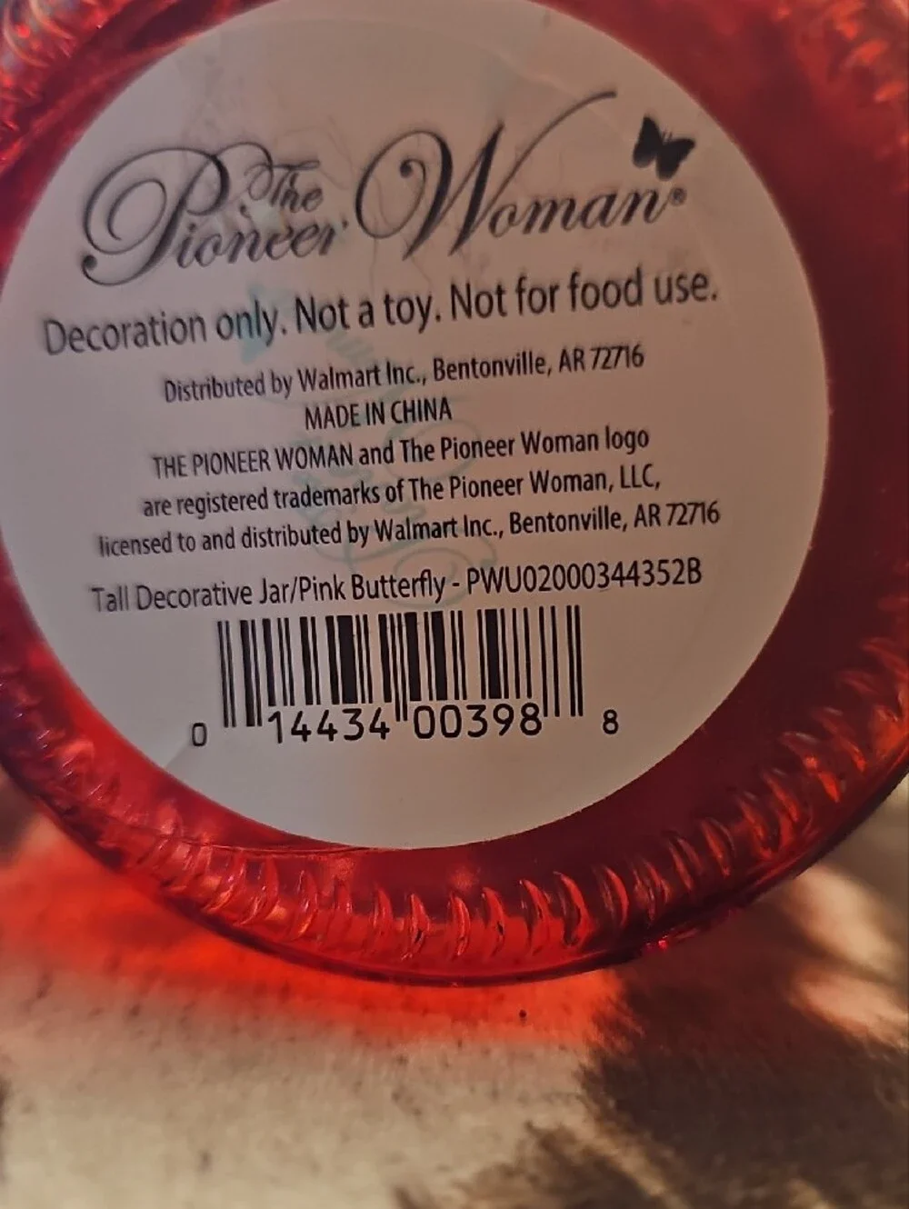 The Pioneer Woman pair bright